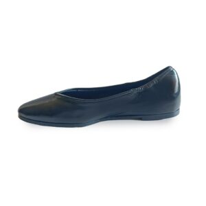 Delia - Thumbnail Image 2